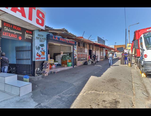 M² BUILDING FOR SALE IN ROSETTENVILLE